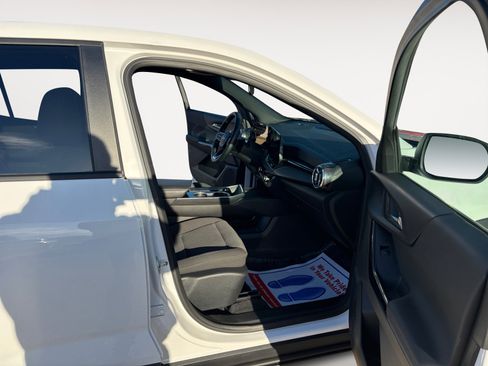 Used 2025 Chevrolet Equinox LT AWD/4WD image 15