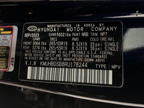 Used 2024 Genesis GV80 2.5T AWD/4WD image 32