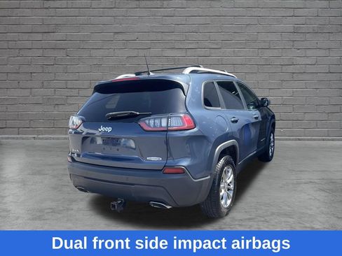 Used 2019 Jeep Cherokee Latitude Plus w/ Cold Weather Group AWD/4WD image 8
