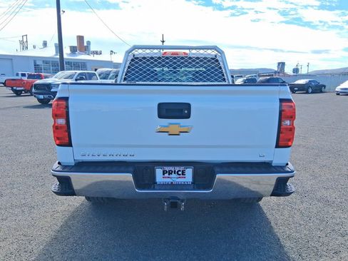 Used 2017 Chevrolet Silverado 1500 LT w/ Max Trailering Package image 6