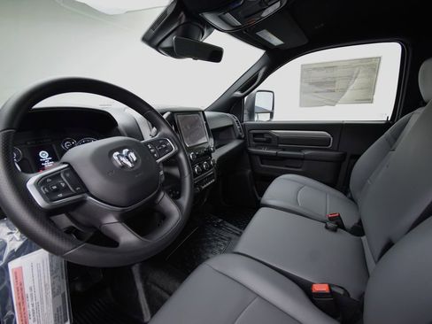 New 2026 RAM 5500 Tradesman image 32