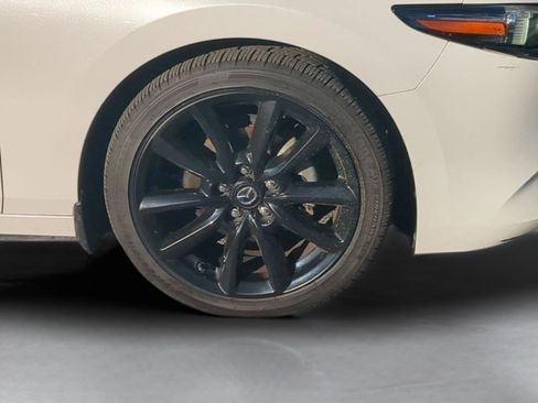 Used 2021 MAZDA MAZDA3 s image 27