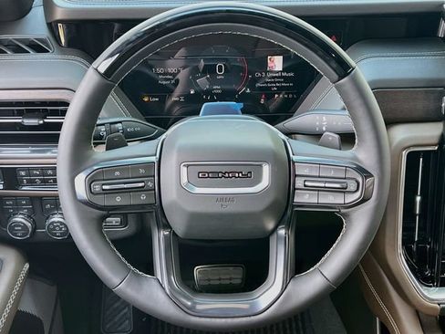 New 2026 GMC Yukon Denali Ultimate AWD/4WD image 7
