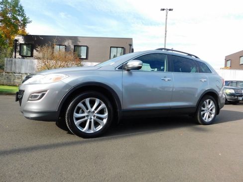 Used 2012 MAZDA CX-9 Grand Touring w/ Moonroof & Bose Audio Pkg image 4