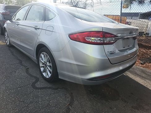 Used 2018 Ford Fusion Energi SE FWD image 6