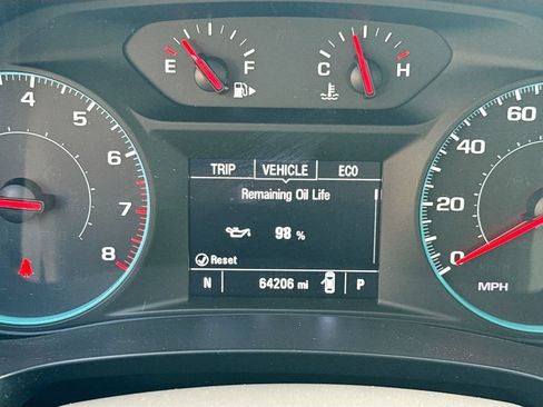 Used 2022 Chevrolet Malibu LT FWD image 13