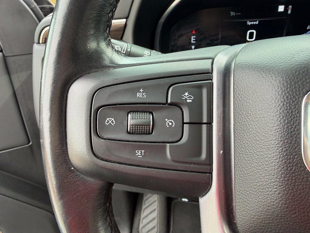 Used 2022 GMC Yukon SLE w/ Gmc Pro Safety Plus Package AWD/4WD image 11
