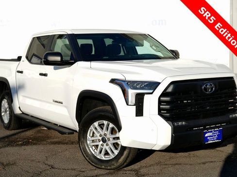 Used 2024 Toyota Tundra SR5 w/ SR5 Convenience Package image 1