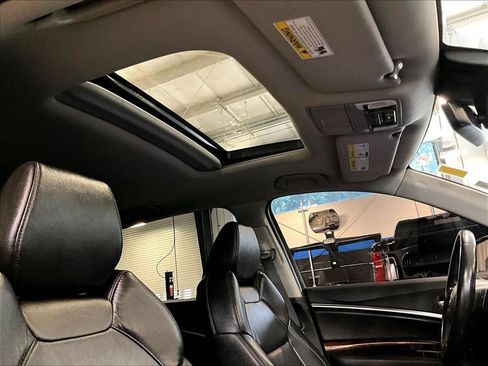 Used 2017 Acura MDX SH-AWD w/ Technology Package image 23