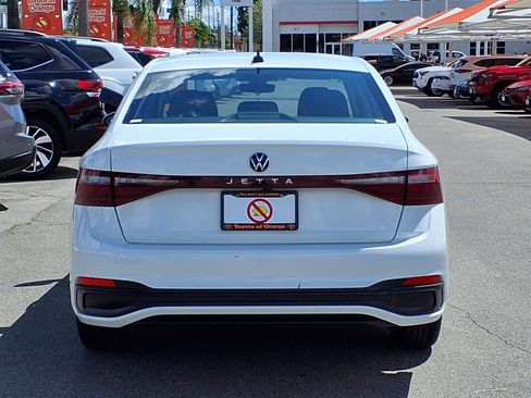 Used 2025 Volkswagen Jetta S FWD image 5