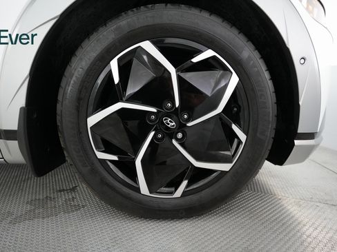 Used 2024 Hyundai Ioniq 5 Limited image 19
