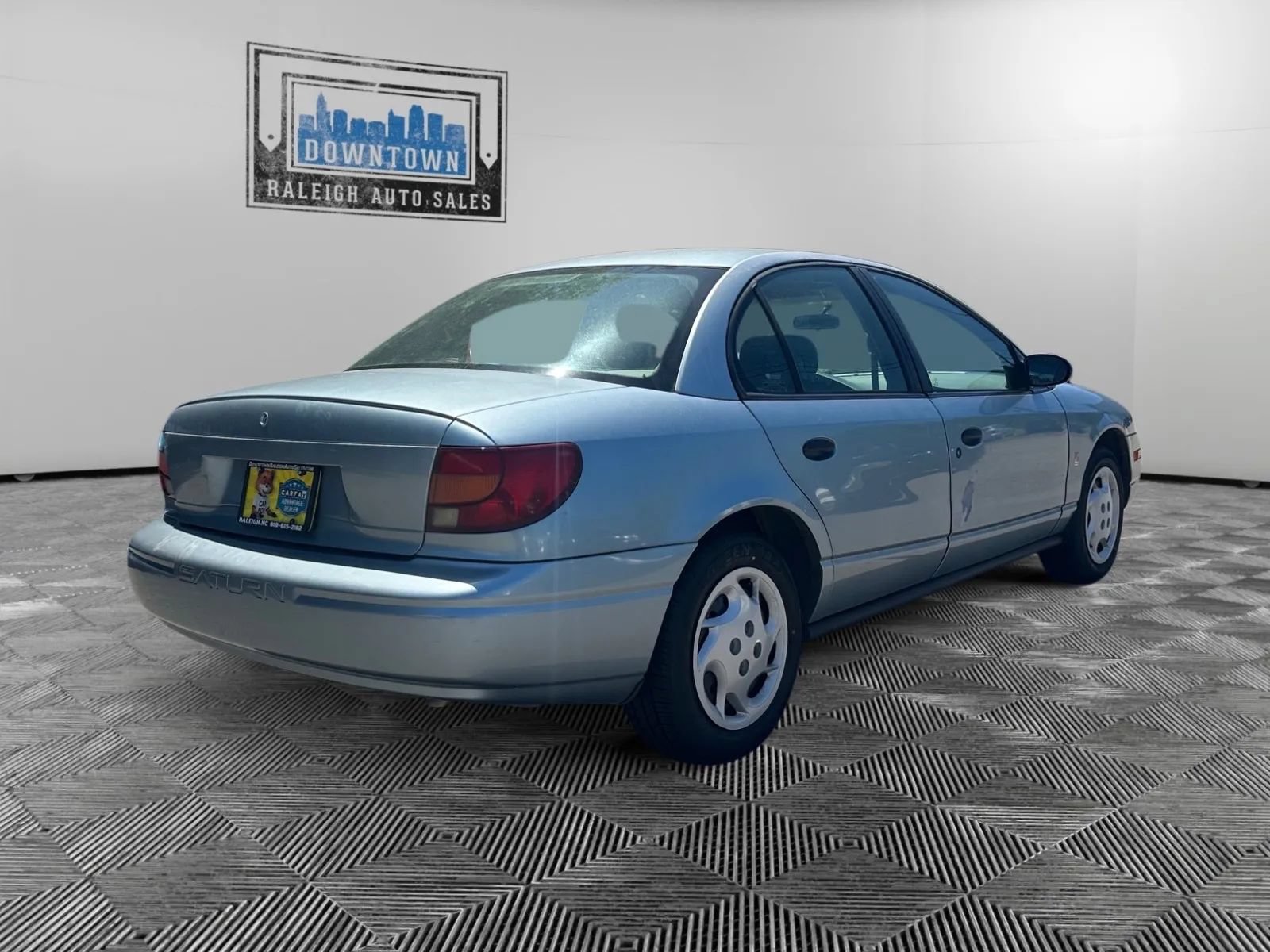 Used 2002 Saturn S-Series SL1 w/ SL1 Option Pkg 1 FWD image 6