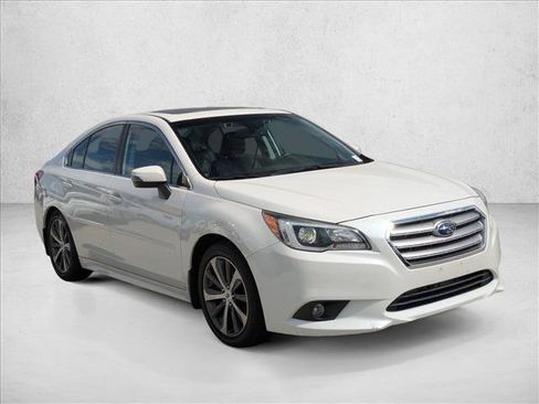 Used 2016 Subaru Legacy 3.6R Limited AWD/4WD image 3