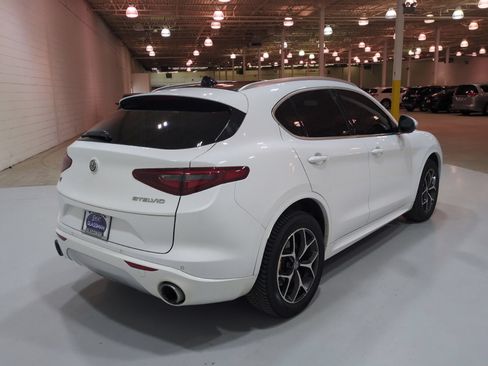 Used 2021 Alfa Romeo Stelvio Ti w/ Active Assist 2 Package TI AWD/4WD image 3