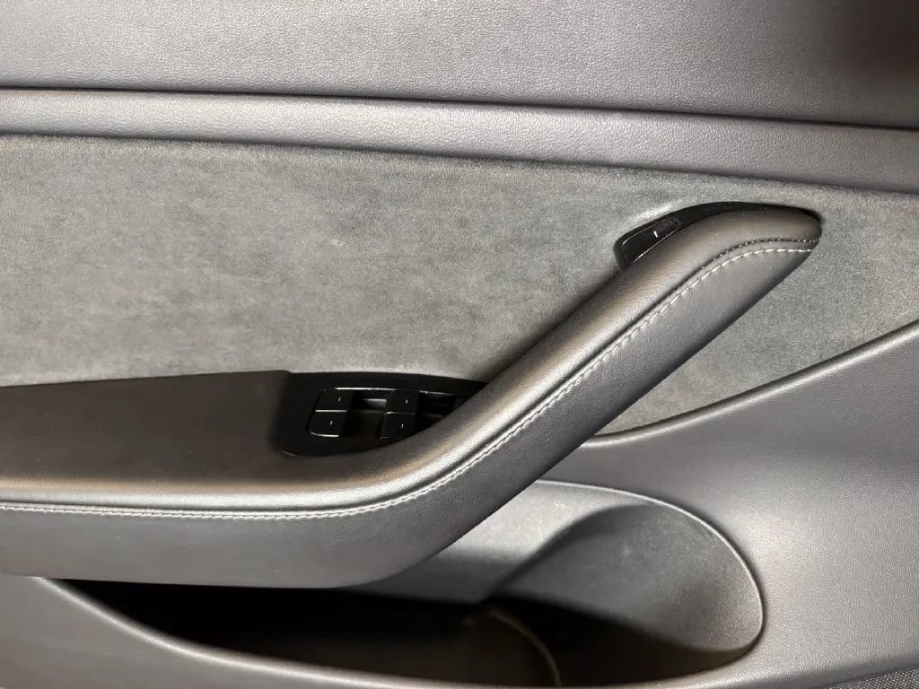 Used 2019 Tesla Model 3 Standard Range Plus RWD image 17
