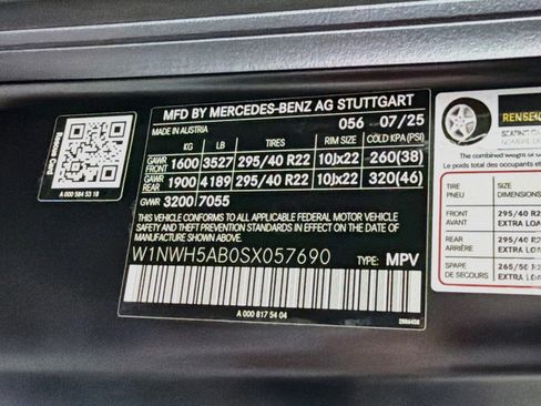 Certified 2025 Mercedes-Benz G 63 AMG 4MATIC image 26
