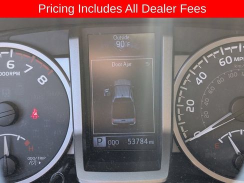 Used 2019 Toyota Tacoma SR5 AWD/4WD image 9