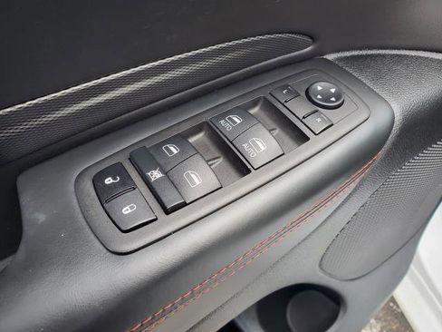 Used 2023 Dodge Durango GT image 23