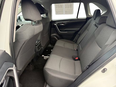 Used 2024 Toyota RAV4 XLE image 16