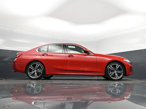 Certified 2024 BMW 330i Sedan image 43