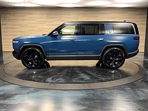 Used 2024 Rivian R1S Adventure image 27