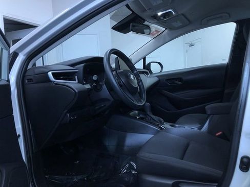 Certified 2025 Toyota Corolla LE image 10