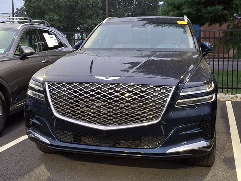Used 2021 Genesis GV80 2.5T w/ Prestige Package 04 AWD/4WD image 4
