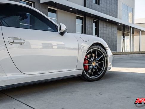 Used 2015 Porsche 911 Carrera 4S image 23