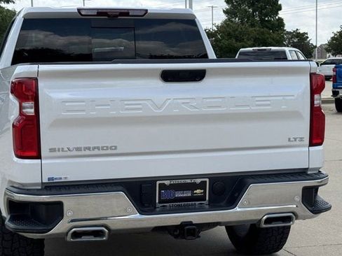Used 2025 Chevrolet Silverado 1500 LTZ AWD/4WD image 8