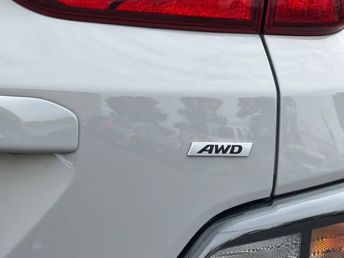 Certified 2023 Hyundai Kona SEL AWD/4WD image 27