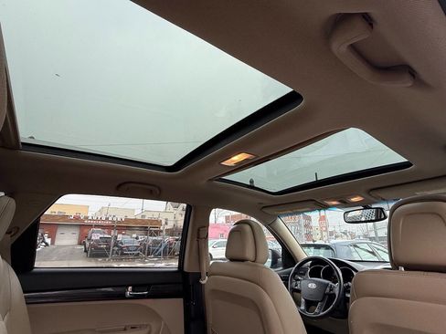 Used 2013 Kia Sorento EX w/ EX V6 Premium Pkg image 18