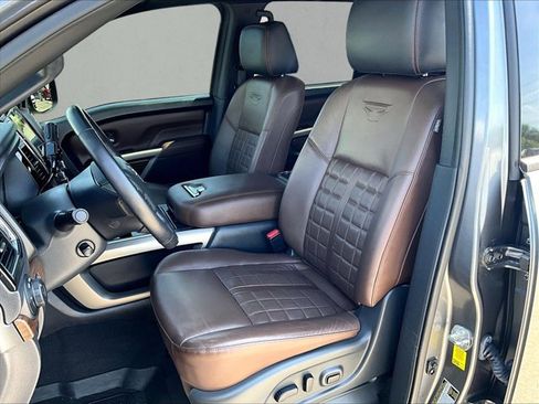 Used 2023 Nissan Titan Platinum Reserve w/ Moonroof Package RWD image 24
