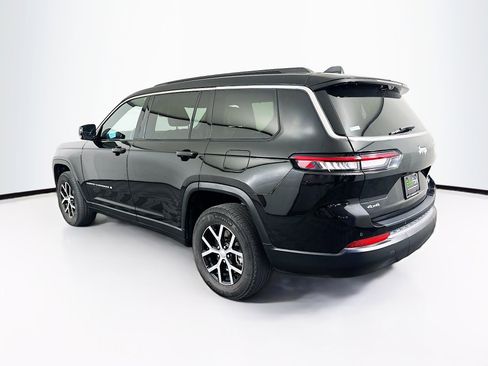 Used 2024 Jeep Grand Cherokee L Limited w/ Luxury Tech Group II image 5