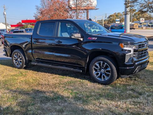 Used 2025 Chevrolet Silverado 1500 RST w/ Z71 Off-Road Package image 2