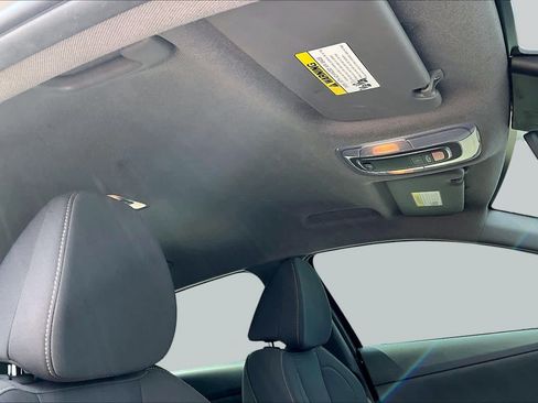 Used 2023 Hyundai Elantra SEL FWD image 14