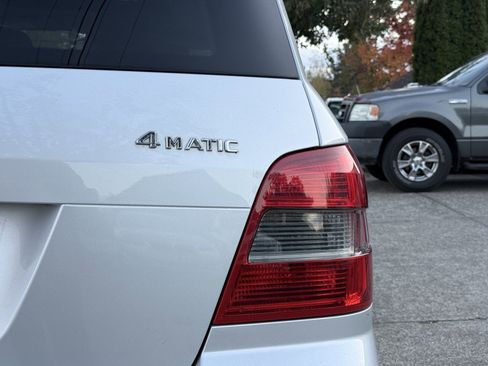 Used 2012 Mercedes-Benz GLK 350 4MATIC image 33