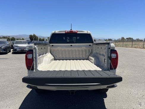 New 2026 GMC Canyon Elevation RWD image 27