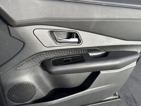 Certified 2024 Nissan Ariya ENGAGE image 23