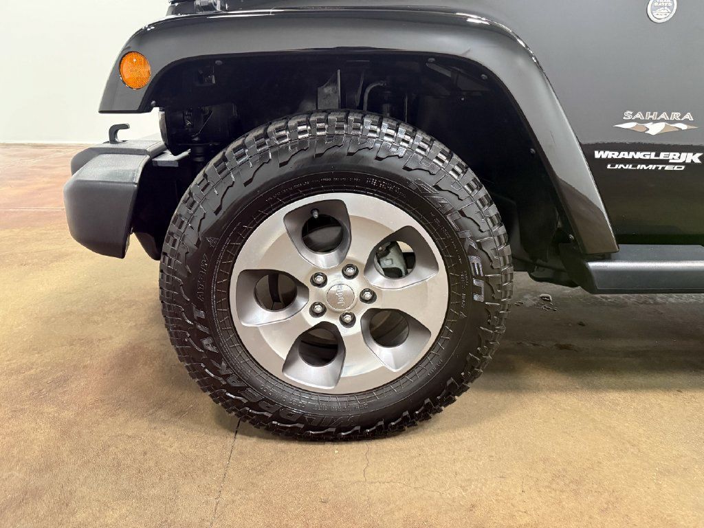 Used 2018 Jeep Wrangler Unlimited Sahara AWD/4WD image 87
