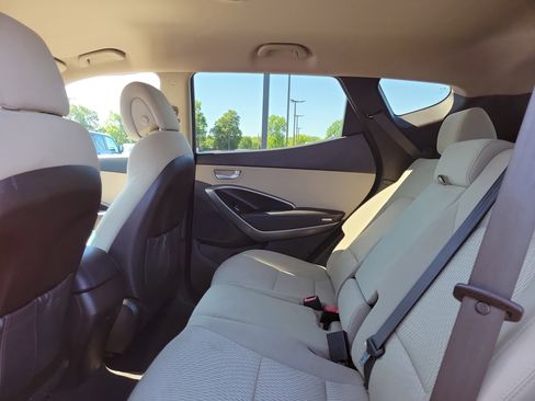 Used 2015 Hyundai Santa Fe Sport FWD image 11