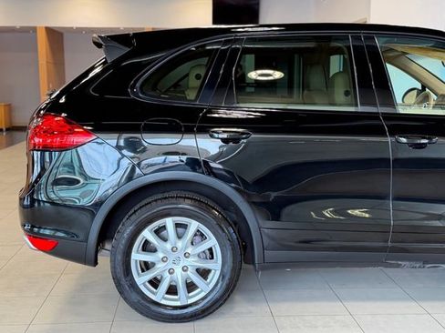 Used 2012 Porsche Cayenne image 16