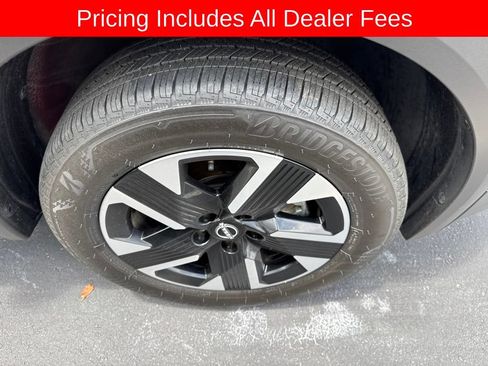 Certified 2025 Nissan Kicks SR w/ Interior Electronics Package FWD image 17
