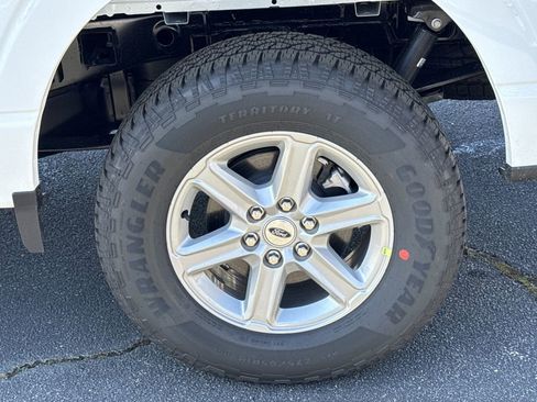 New 2025 Ford F150 XLT image 19