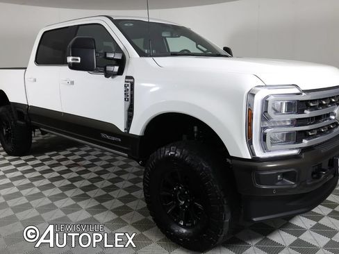 Used 2025 Ford F250 King Ranch w/ FX4 Off-Road Package AWD/4WD image 3