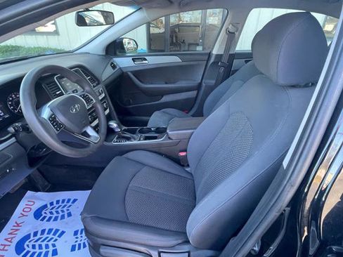 Used 2019 Hyundai Sonata SE w/ Cargo Package image 11