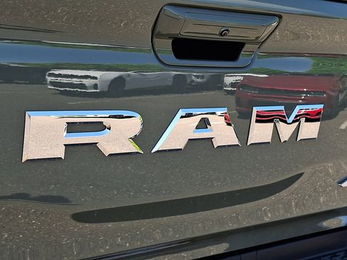 Certified 2026 RAM 1500 Laramie AWD/4WD image 17