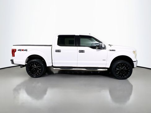 Used 2016 Ford F150 XLT AWD/4WD image 3