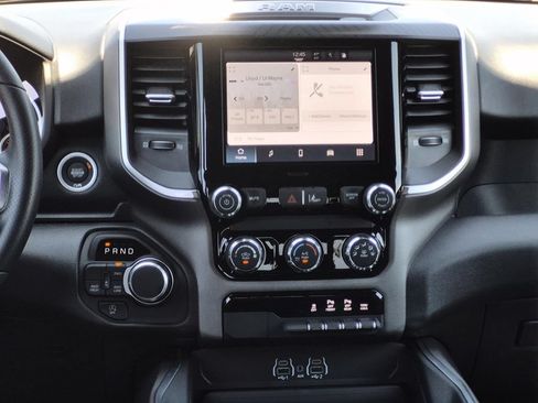 New 2026 RAM 1500 Express AWD/4WD image 15