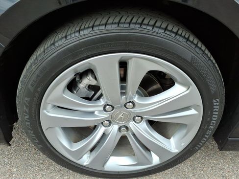 Used 2022 Acura TLX w/ Technology Package image 4