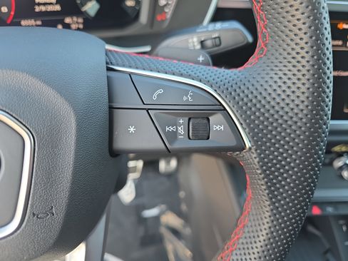 Used 2025 Audi Q3 2.0T Premium Plus w/ Premium Plus Package image 18